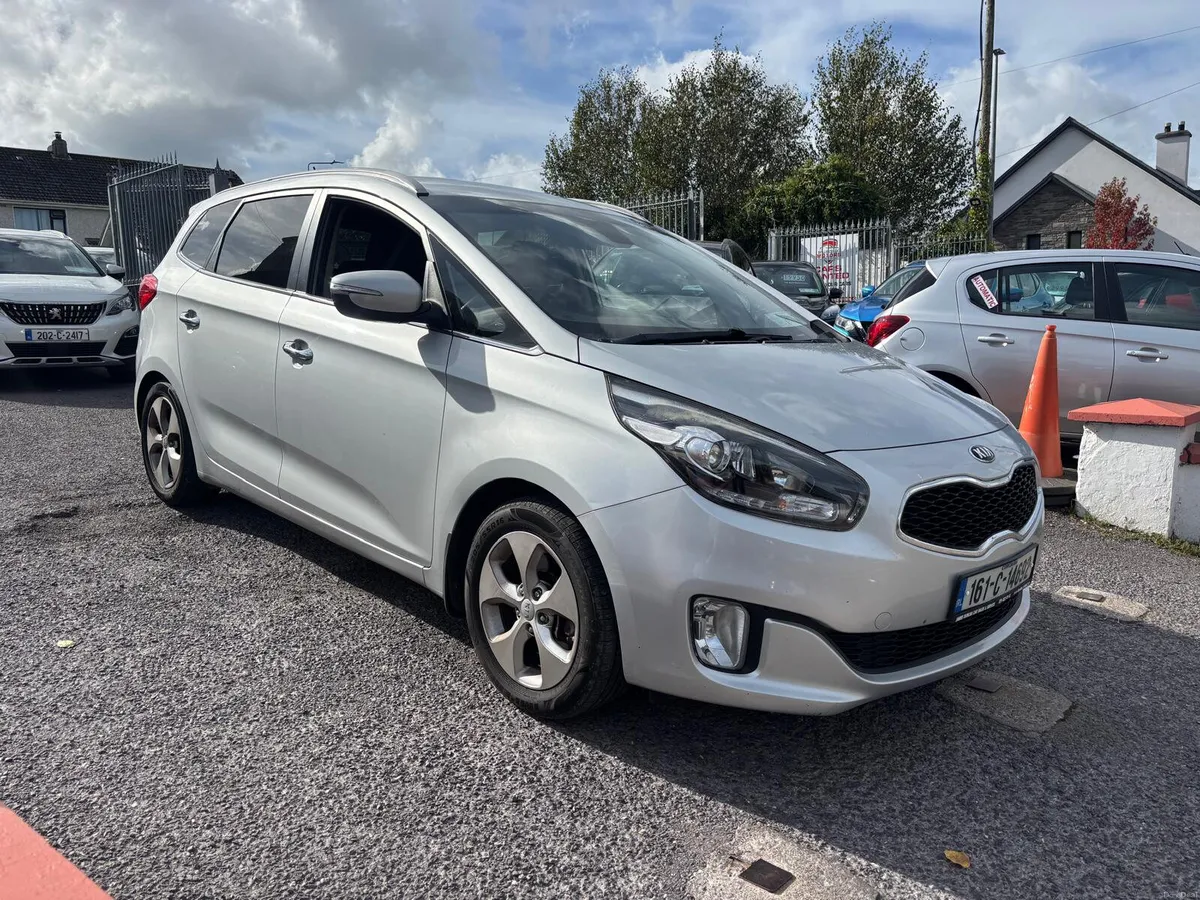 Kia Carens 2016  7  SEATER  LOW  MILEAGE - Image 1