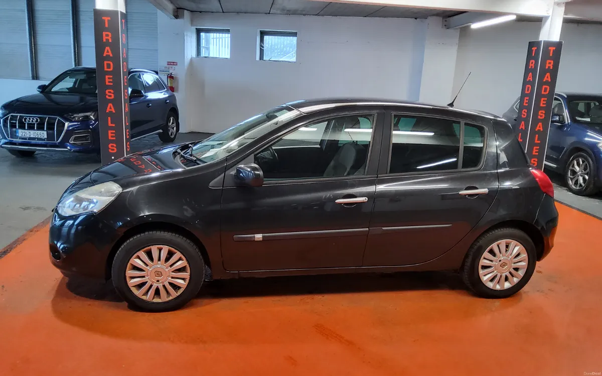Renault Clio 2011 - Image 6