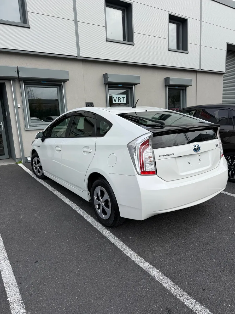 Prius in very good condition - Image 6