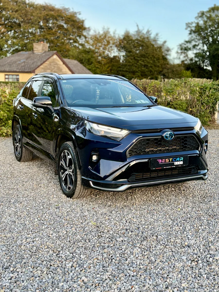 2022 Toyota RAV4 Dynamic Premium PHEV Auto AWD - Image 2