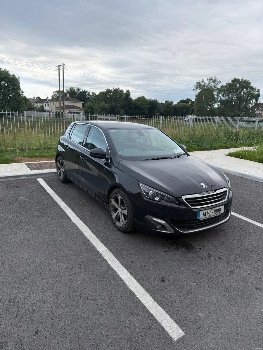 Peugeot 308 - 2014 - Image 2