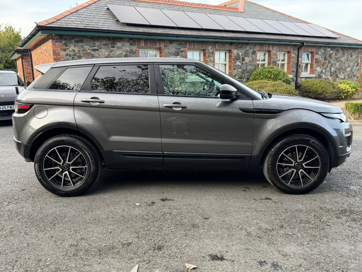2016 Land Rover Range Rover Evoque ED4 SE Tech 2WD - Image 6
