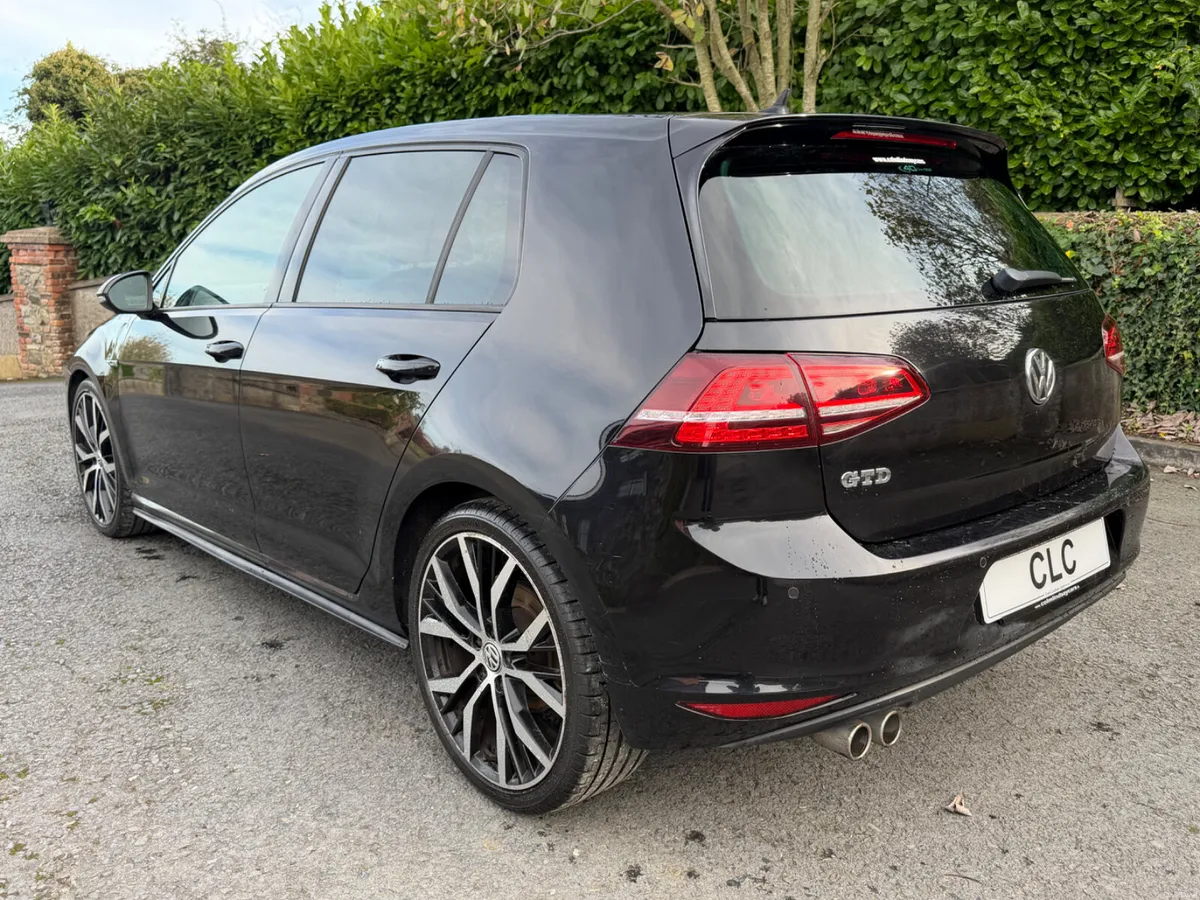 2015 Volkswagen Golf 2.0 TDI GTD 184PS 5DR Auto - Image 3