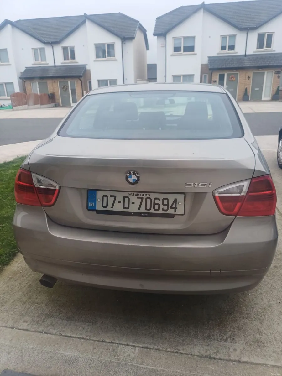 BMW 3-Series 2007 - Image 4