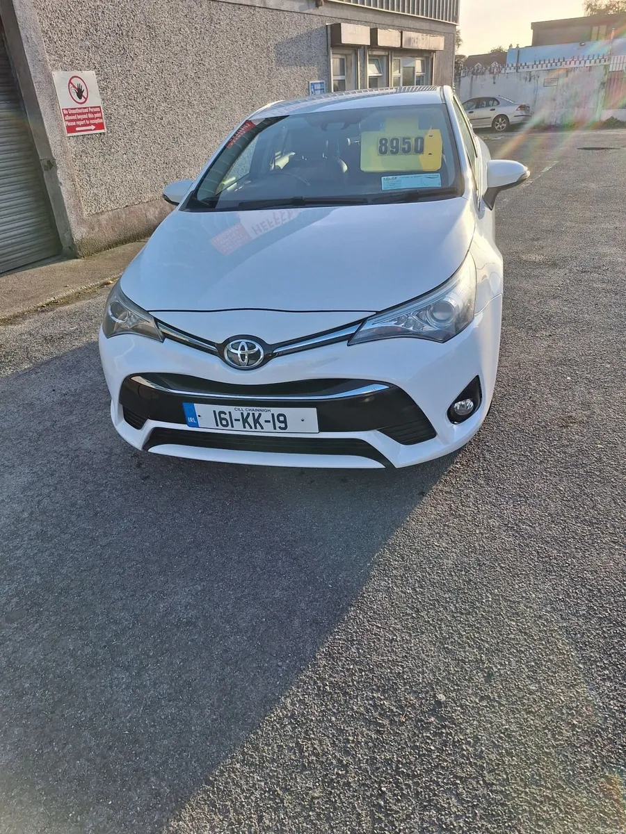 Toyota Avensis 2016 - Image 2