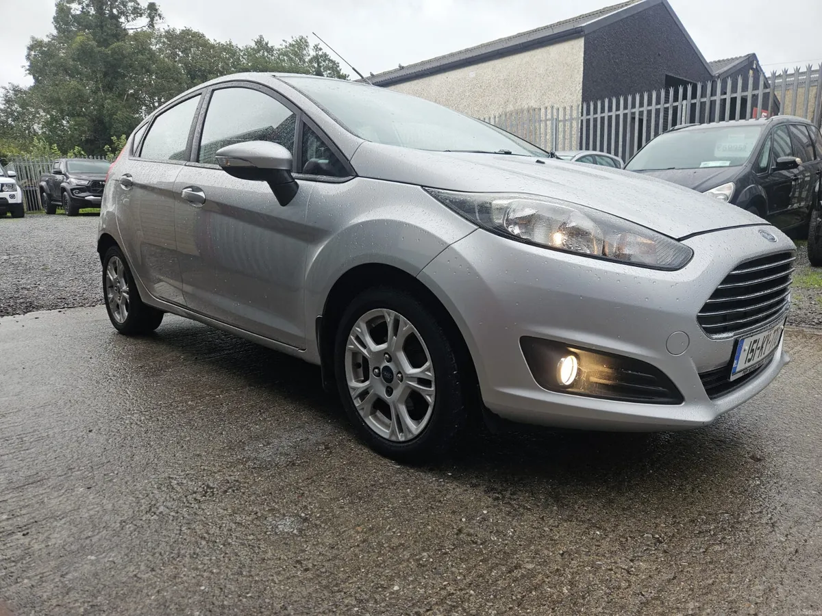 2015 Ford Fiesta 1.2 Z-TEC - Image 3