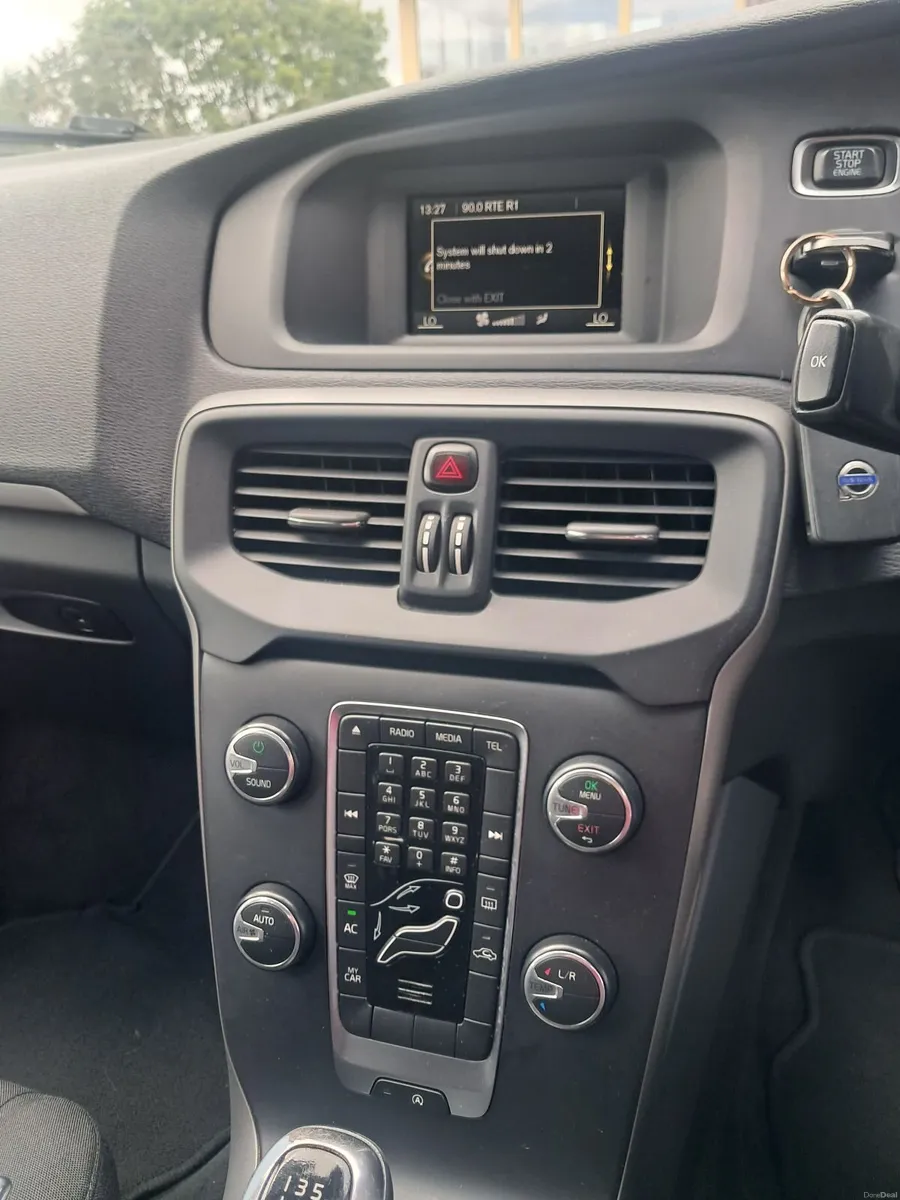 Volvo V40 2016 - Image 3