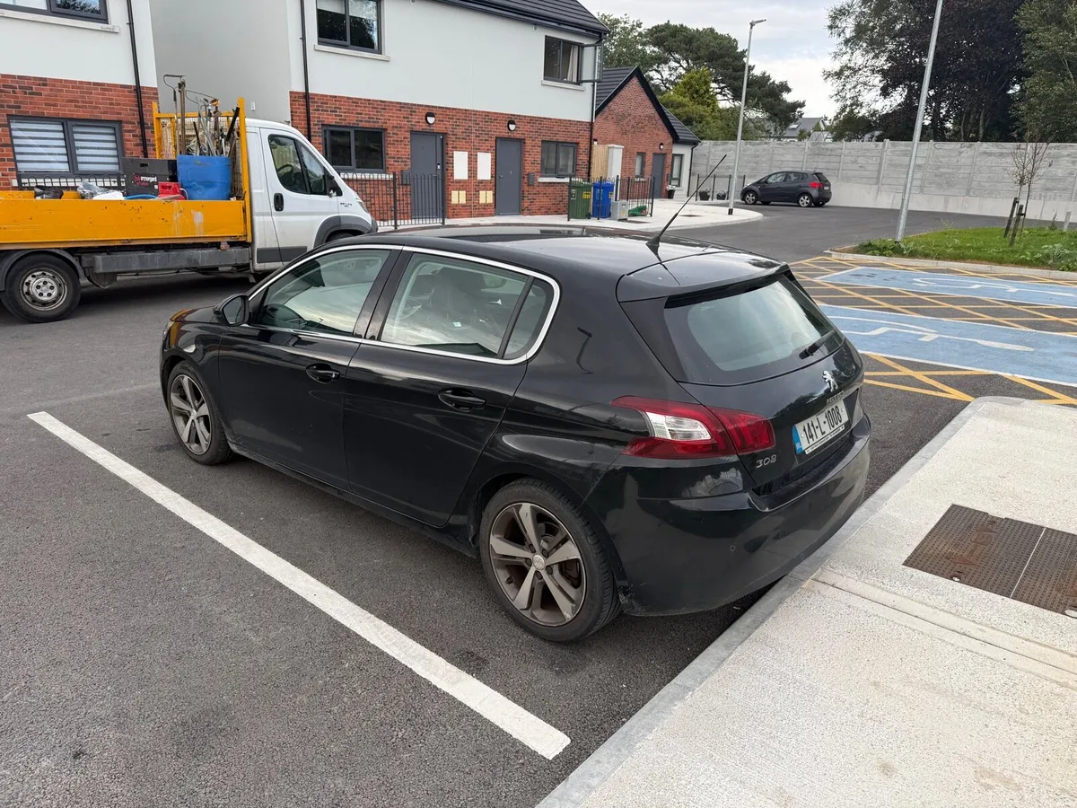 Peugeot 308 - 2014 - Image 4