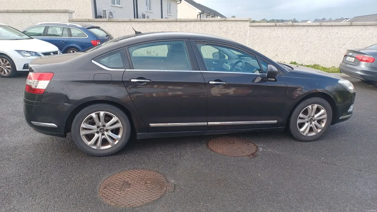 13 Citroen C5 Automatic NEW NCT 8/27 ..TAX 9/27 - Image 2