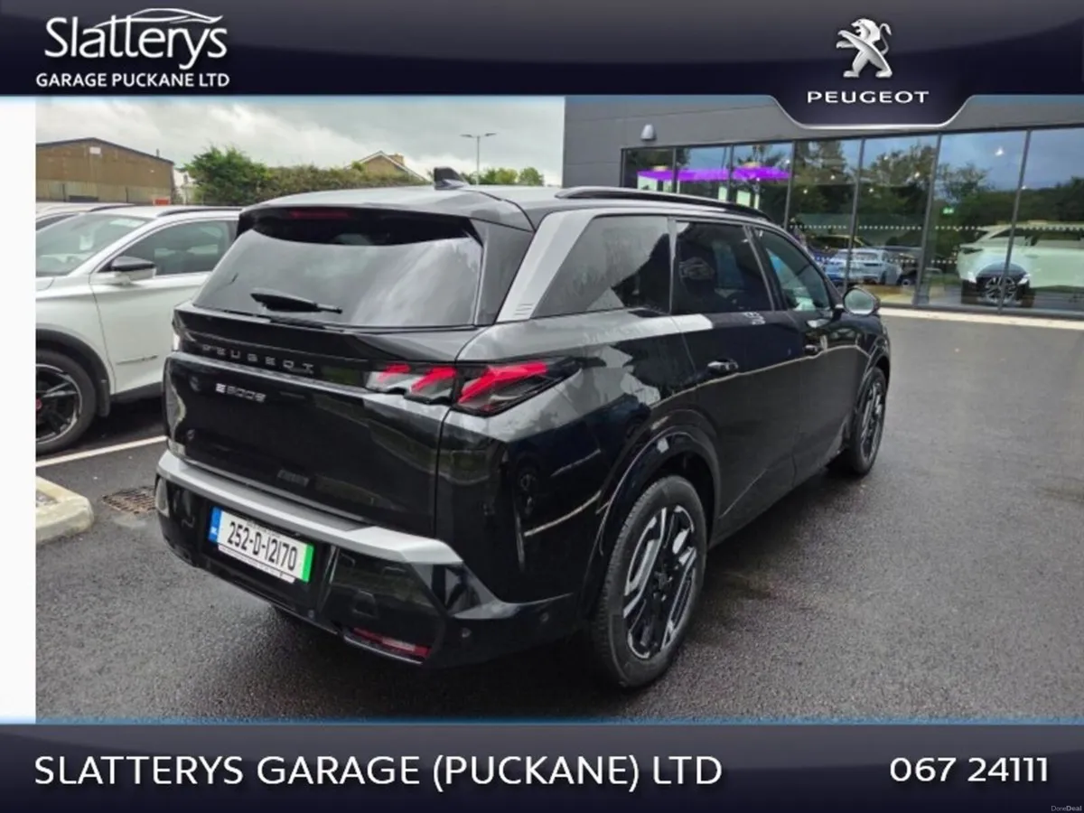 Peugeot 5008 BEV 73kwh 210hp GT - Image 6