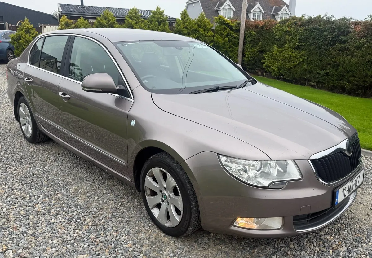 Skoda Superb Taxed & Tested - Image 1