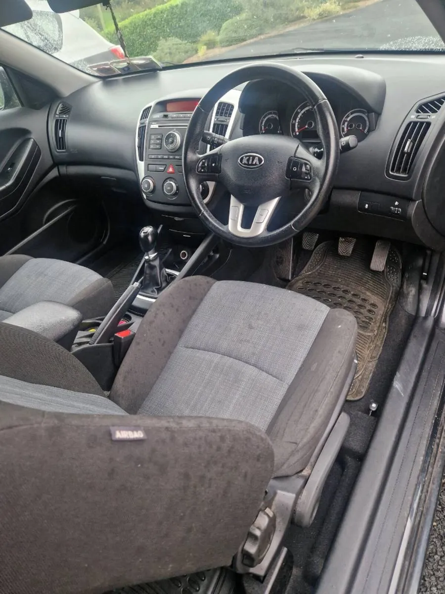 Kia proceed 1.4 petrol - Image 6