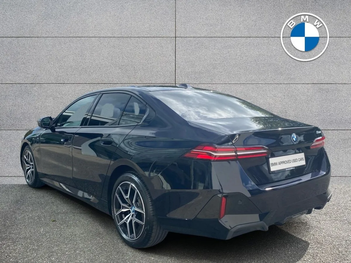 BMW 5-Series 530e M Sport Saloon - Image 2