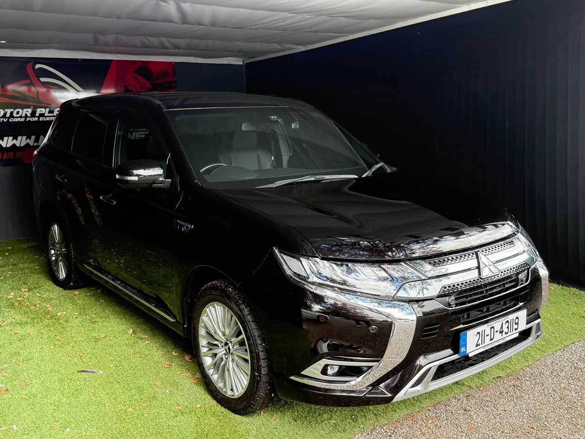Mitsubishi Outlander 2021 Automtaic - Image 2