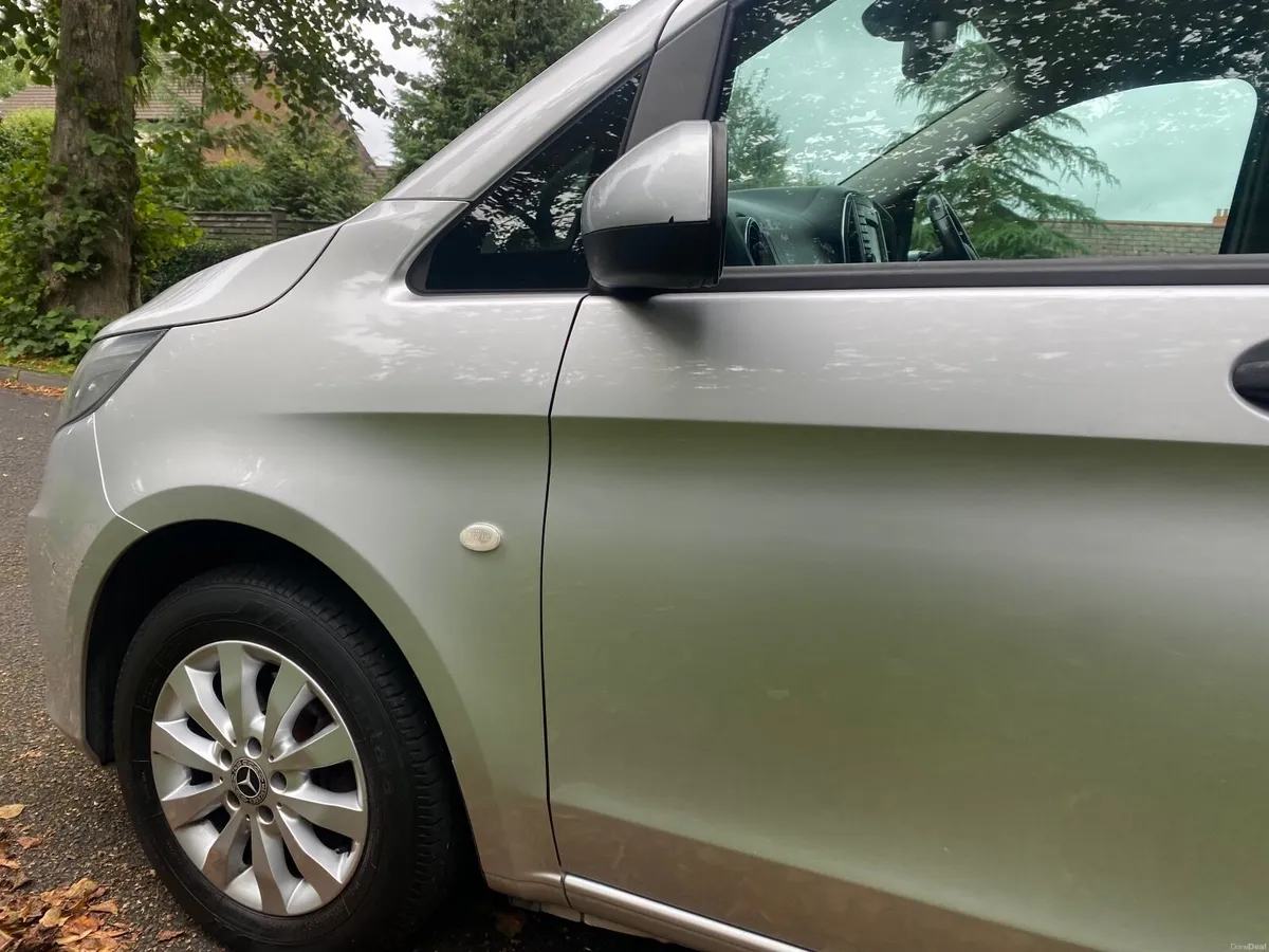 Mercedes-Benz Vito 2015 9 seater MPV 2.2 diesel - Image 4