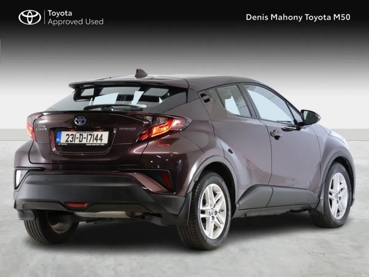 Toyota C-HR Luna Hybrid - Image 2