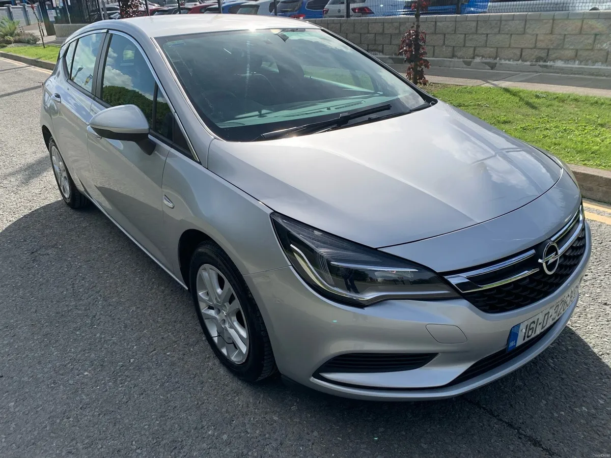 2016 Opel Astra diesel, Nctd 7/27, tax 7/26 - Image 1