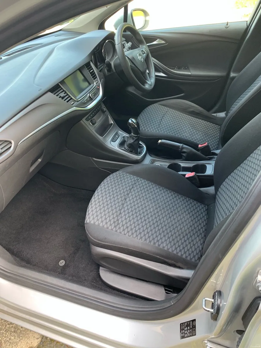 2016 Opel Astra diesel, Nctd 7/27, tax 7/26 - Image 6