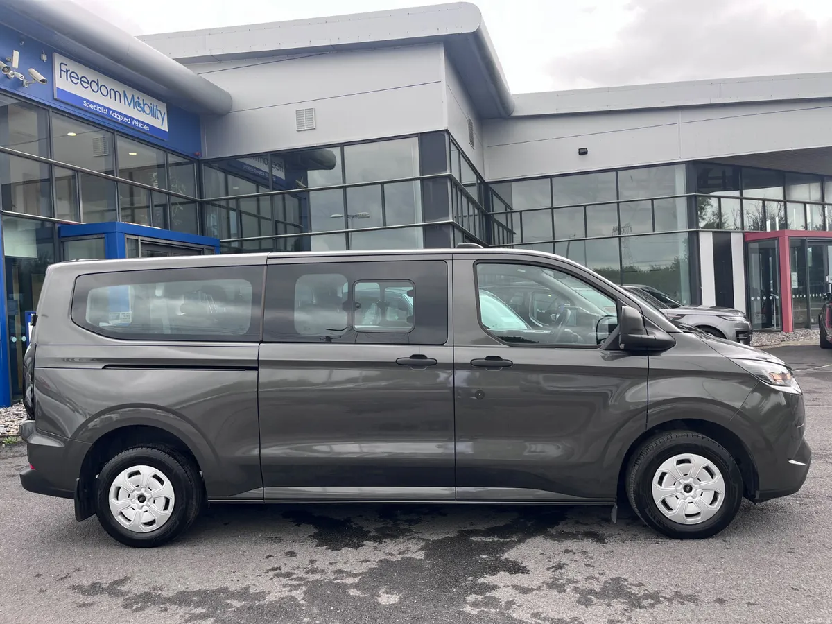 2026 Tourneo Custom, Taxi Spec, Wheelchair Access - Image 4