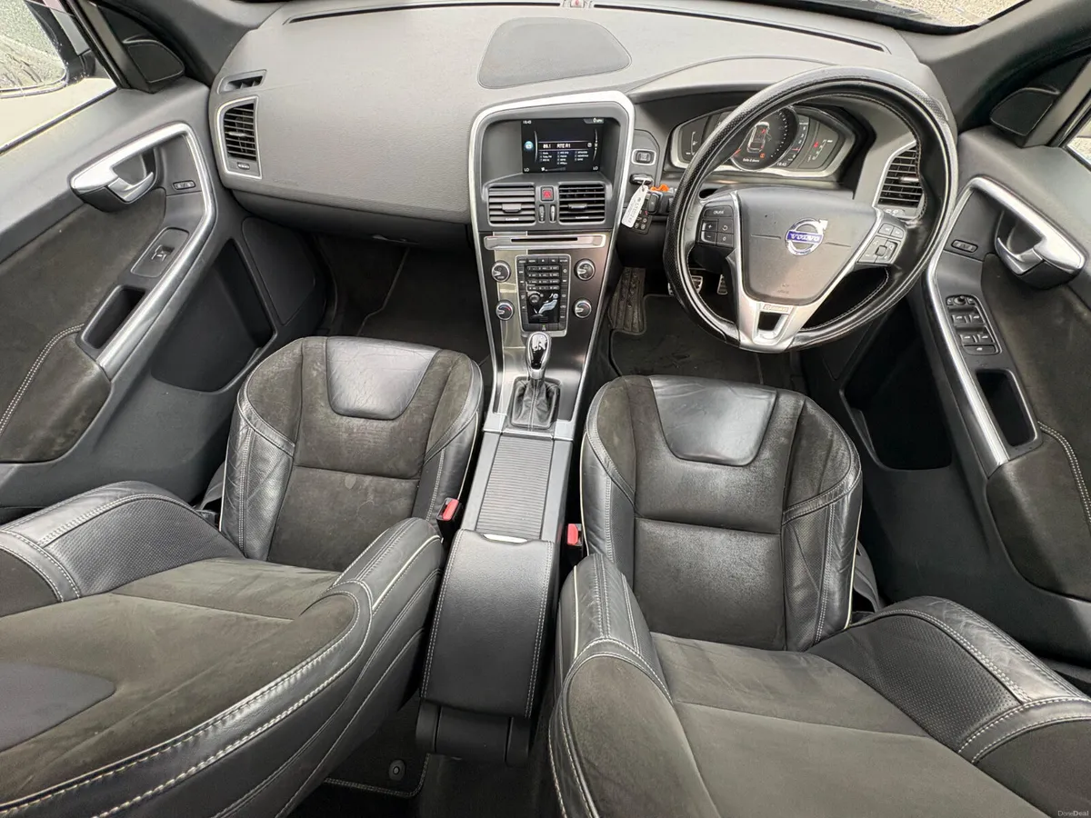 Volvo XC60 2017 - Image 4