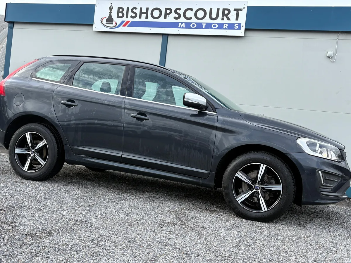 Volvo XC60 2017 - Image 3