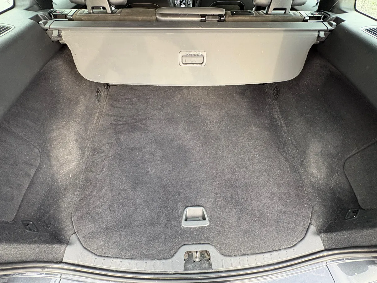 Volvo XC60 2017 - Image 5