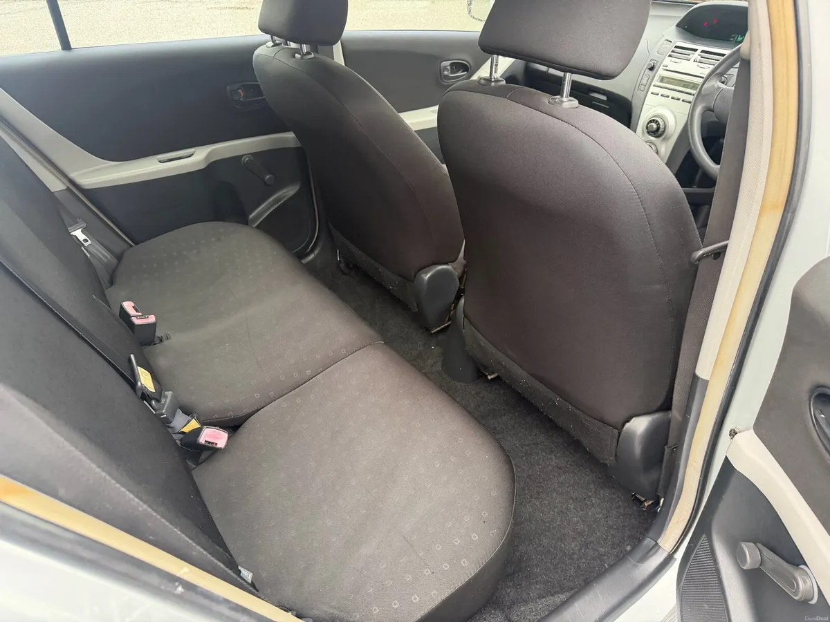 Toyota Yaris 2006 years  tax and  nct 2/27 - Image 5