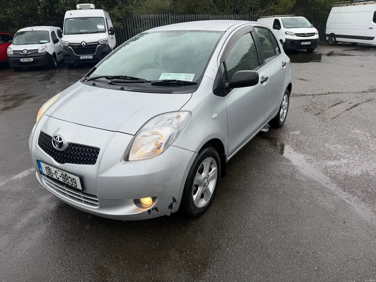 Toyota Yaris 2006 years  tax and  nct 2/27 - Image 6