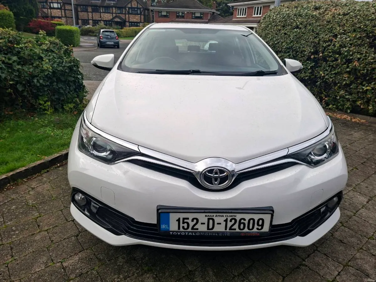 TOYOTA AURIS 1.3 PETROL 2015 VERY CLEAN CAR - Image 5