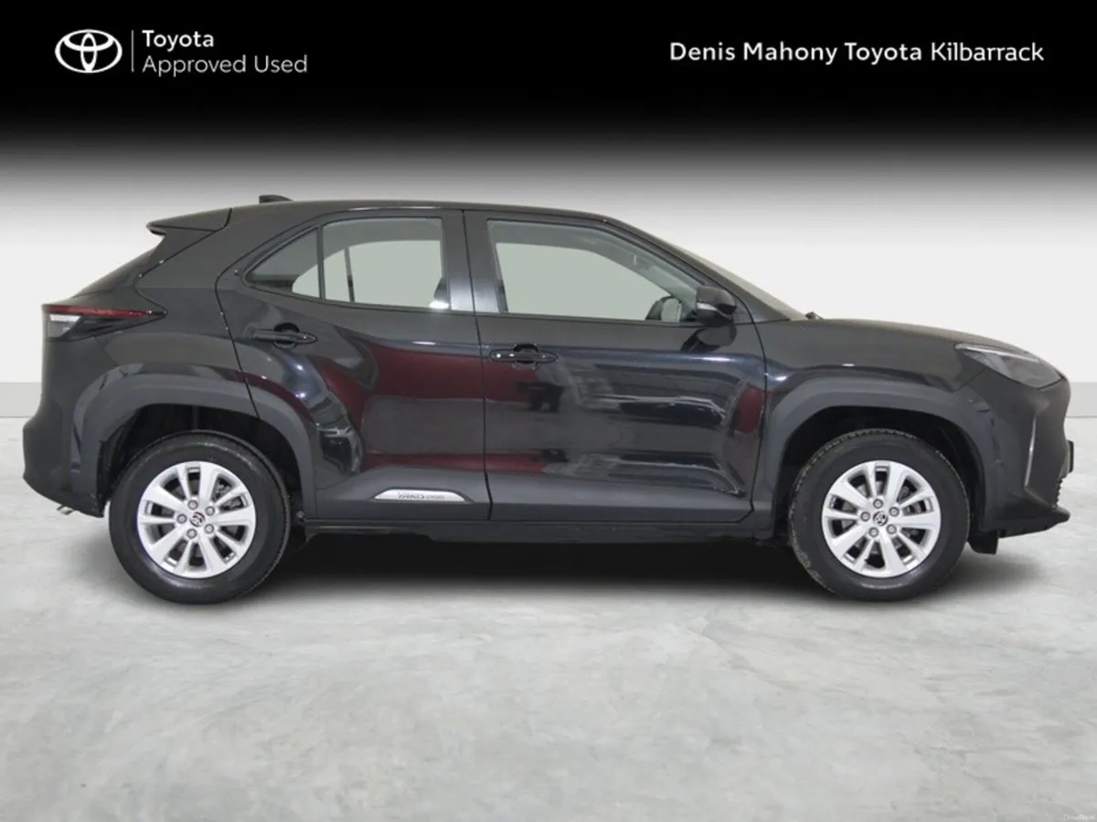 Toyota Yaris Cross YARIS CROSS LUNA - Image 3
