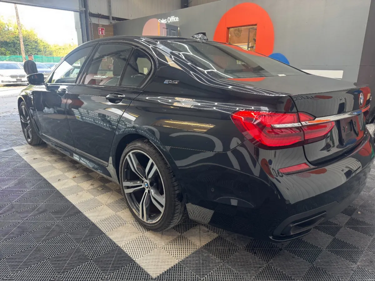 BMW 7-Series 2017 BMW 740E IPERFORMANCE M-SPORT 2. - Image 6