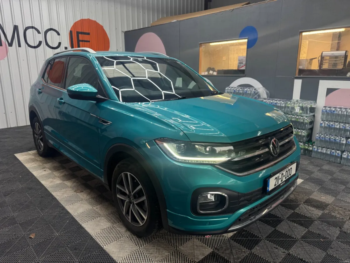 Volkswagen T-Cross 2021 VOLKSWAGEN T CROSS TSI R-L - Image 1