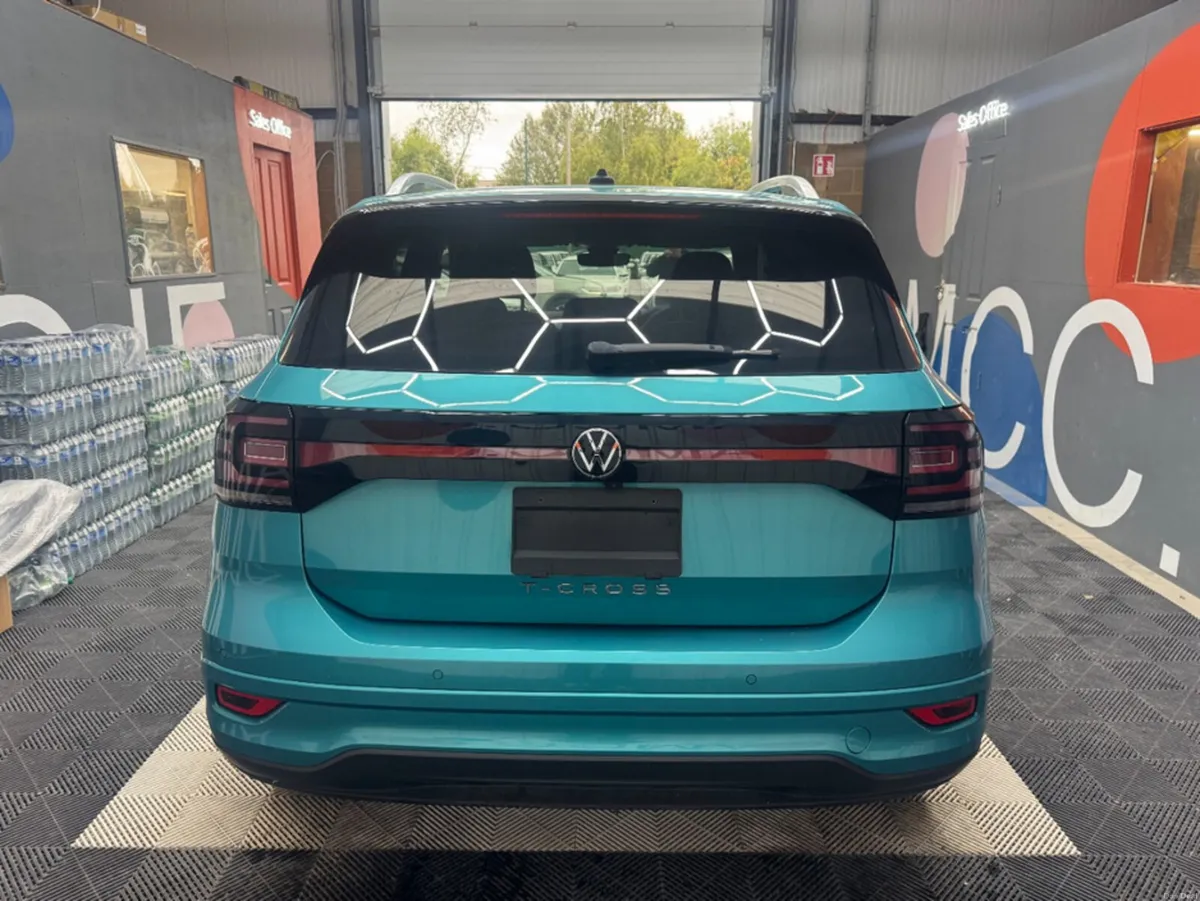 Volkswagen T-Cross 2021 VOLKSWAGEN T CROSS TSI R-L - Image 4