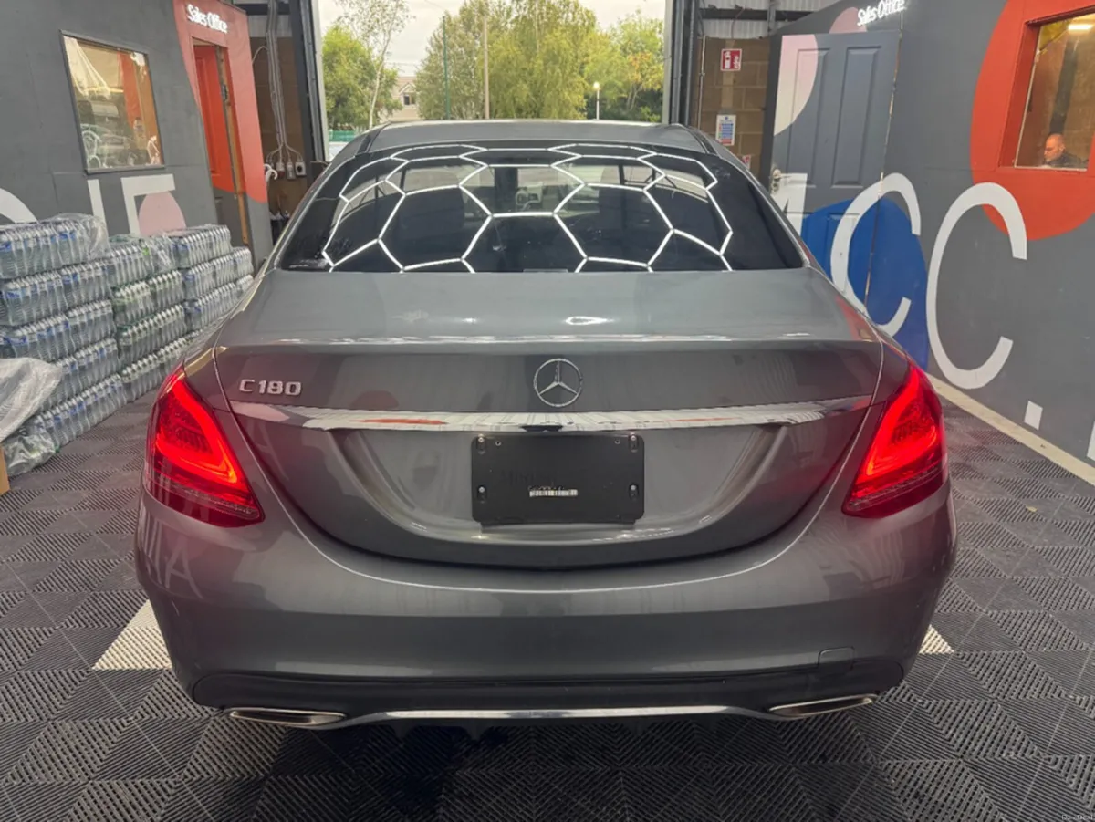 Mercedes-Benz C-Class 2019 MERCEDES-BENZ C180 AVAN - Image 4