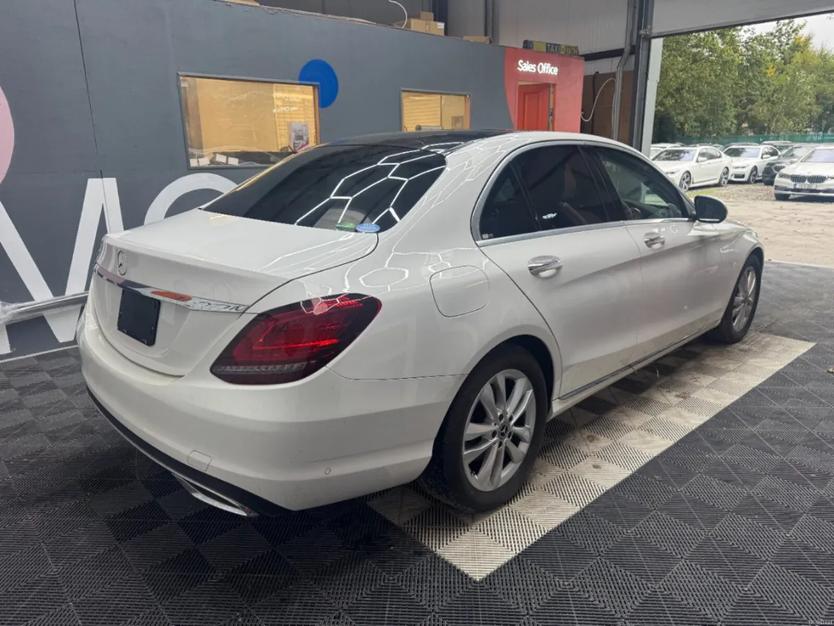 Mercedes-Benz C-Class 2019 MERCEDES-BENZ C180 AVAN - Image 3