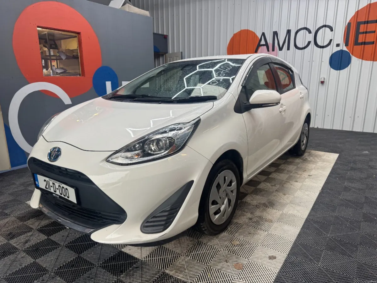 Toyota Aqua 2021 TOYOTA AQUA L HYBRID AUTOMATIC 1. - Image 6