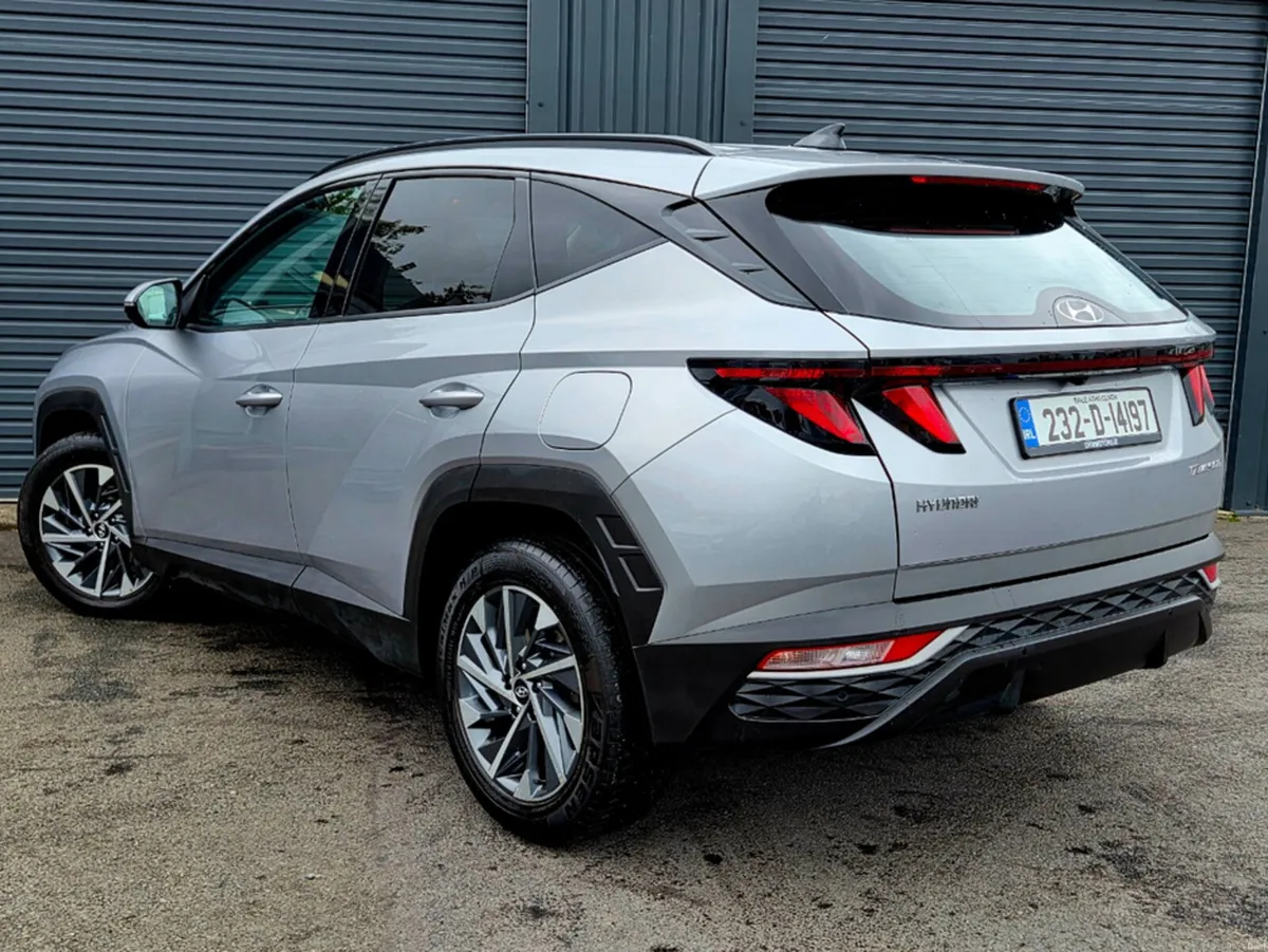 Hyundai Tucson EXECUTIVE 5DR - Image 6
