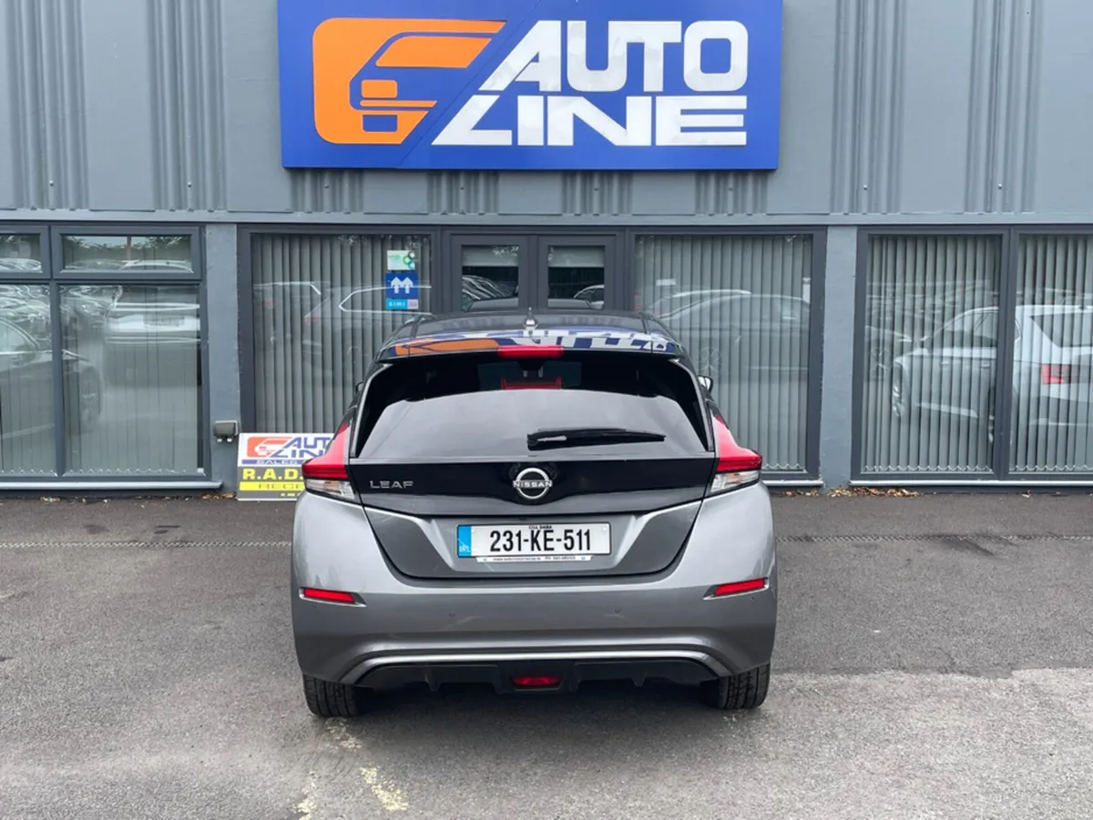 Nissan Leaf 62K EV SVE 62KW MY22 4DR AUTO - Image 4