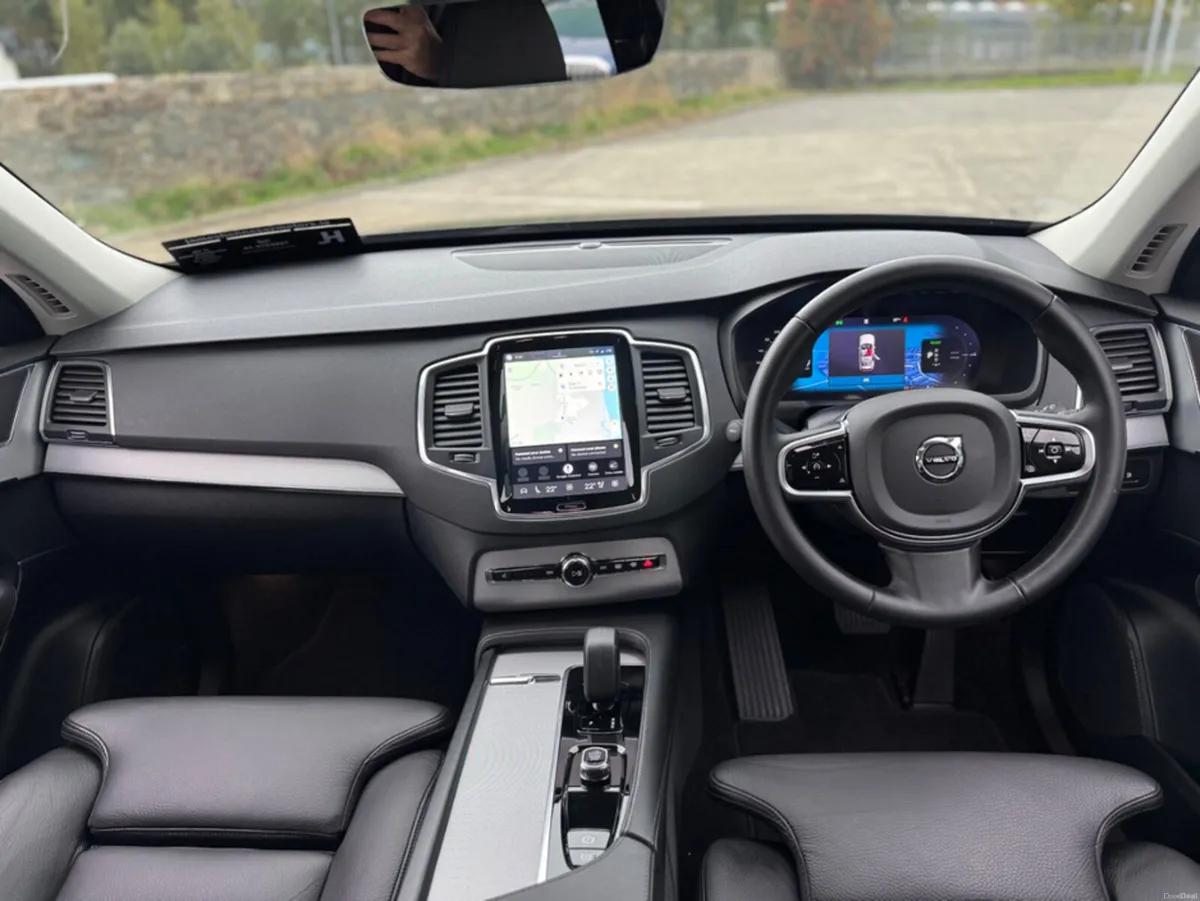 Volvo XC90 CORE T8 PHEV AWD AUTO RECHARGE - Image 6