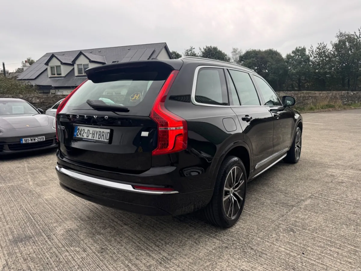 Volvo XC90 CORE T8 PHEV AWD AUTO RECHARGE - Image 3