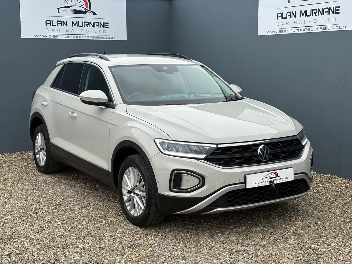 VOLKSWAGEN T-ROC LIFE NEW MODEL 2.0 TDI  2022 - Image 4
