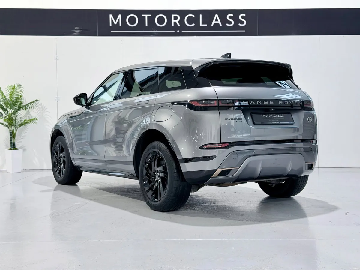 2023 Land Rover Range Rover Evoque S 1.5 P300E - Image 6