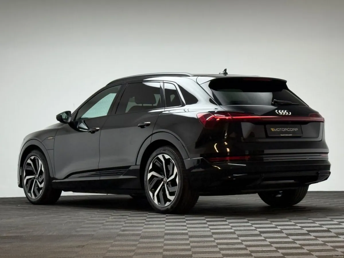 Audi e-tron 50 BLACK EDITION QUATTRO - Image 5