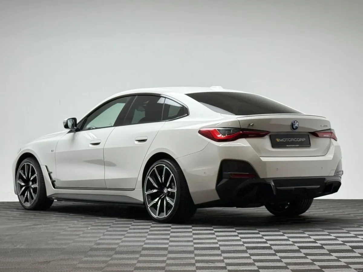 BMW i4 35 M SPORT EDRIVE - Image 5