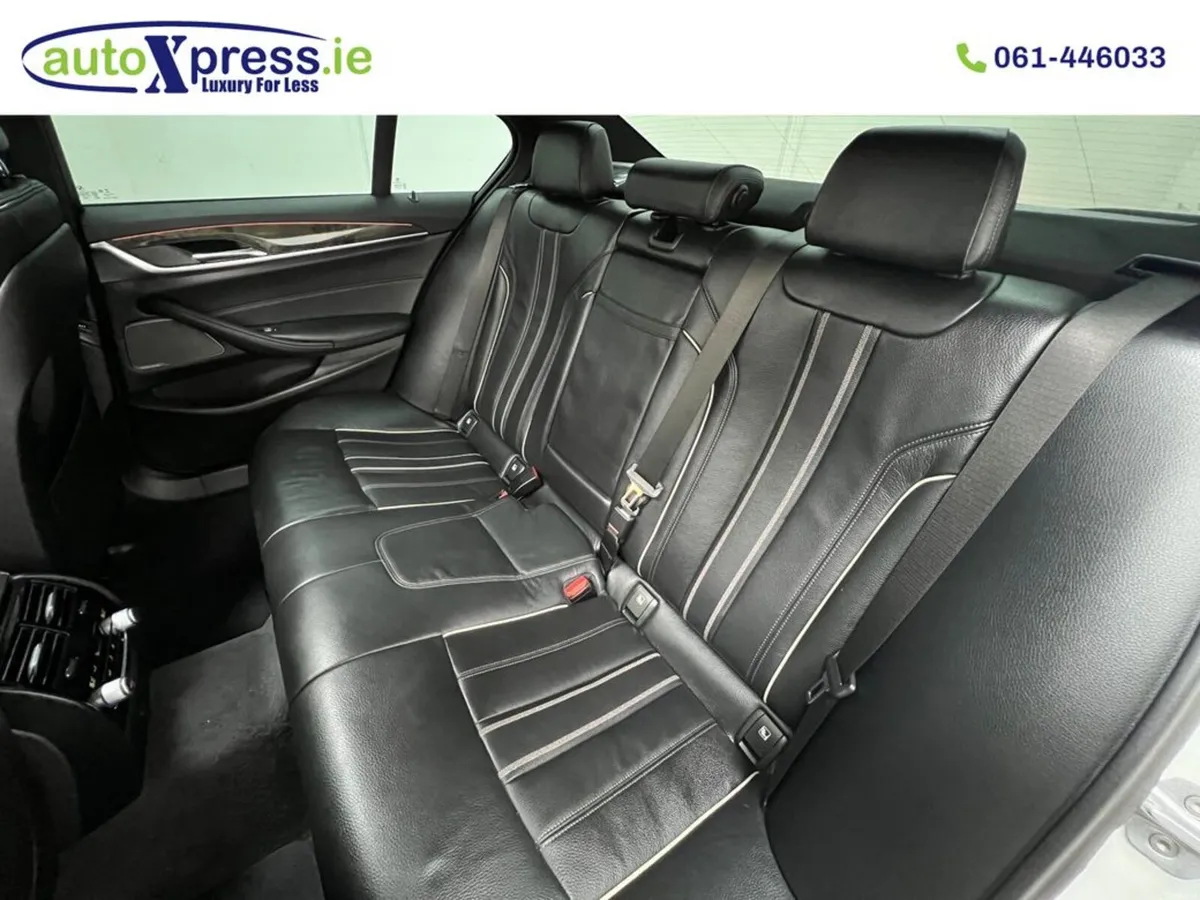 BMW 5-Series M-SPORT 523d , Panoramic sunroof, Aut - Image 4