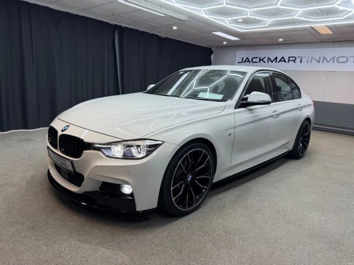 BMW 3-Series 320I M Sport Shadow Edition M Perform - Image 4
