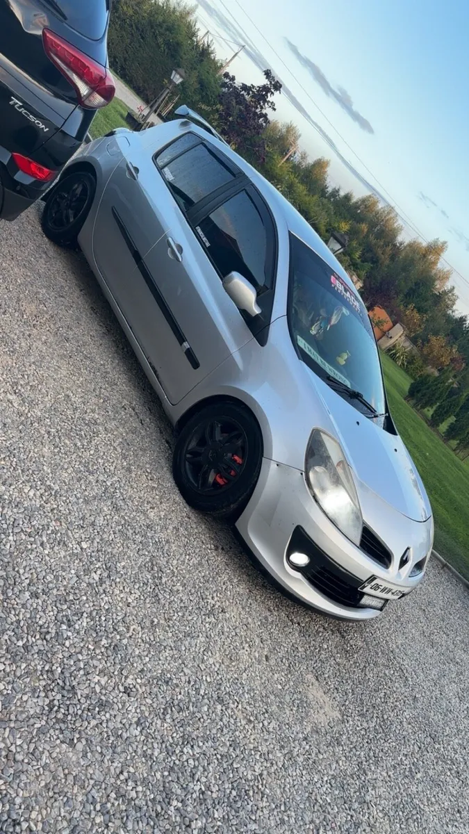 Renault Clio - Image 4