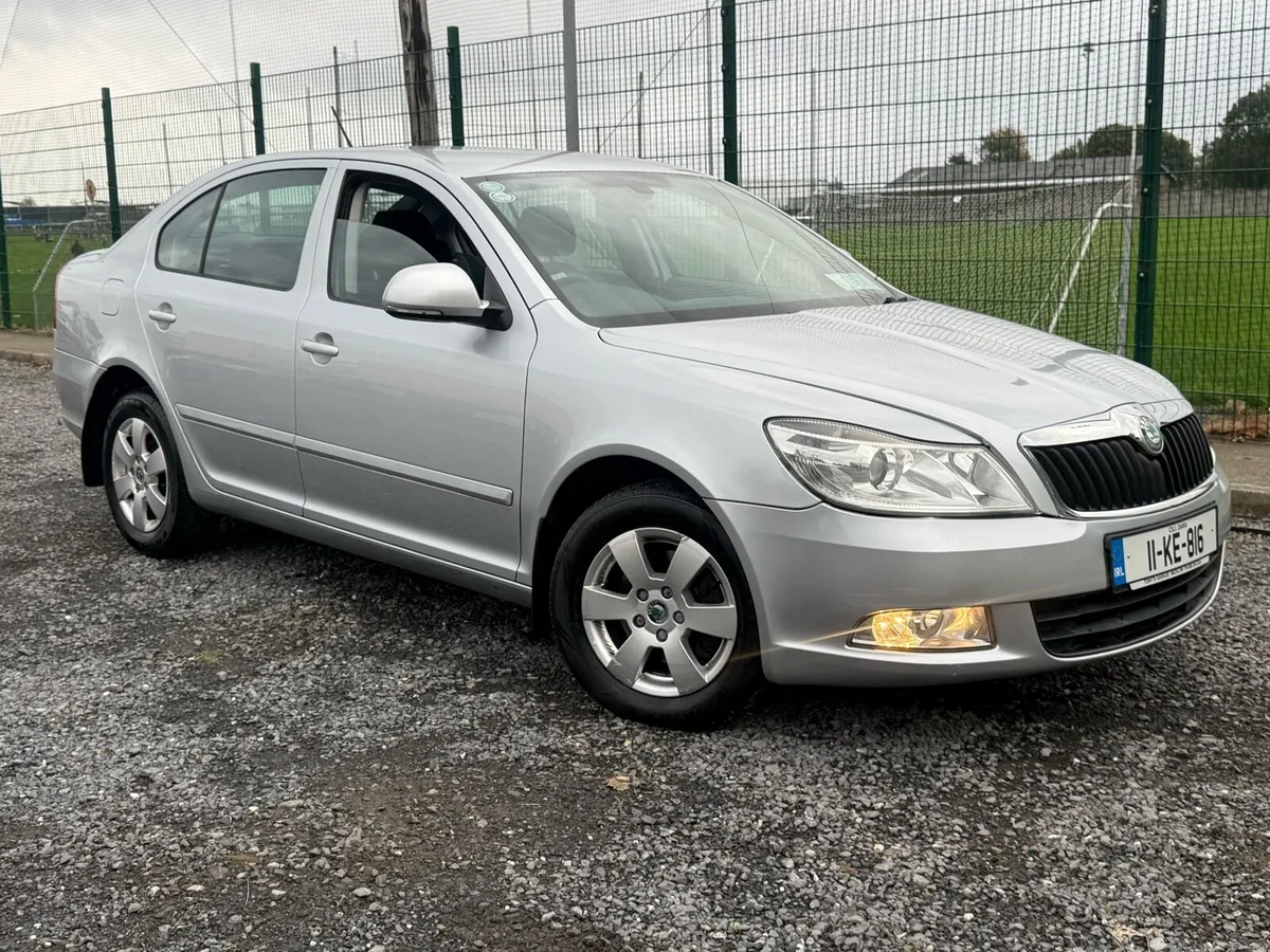 11 Octavia Elegance 2.0 TDi 140hp 6 speed - Image 1