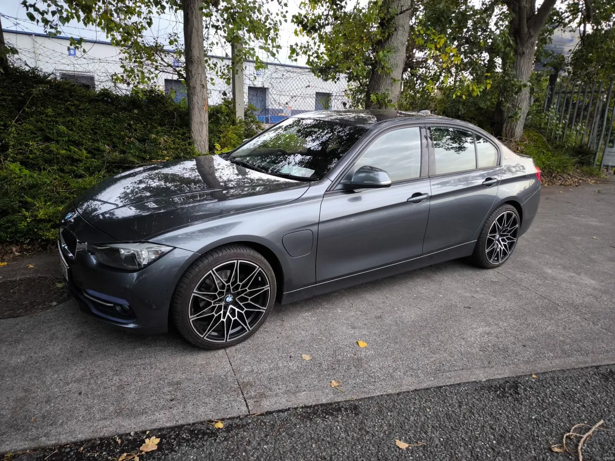 BMW 330e SPORT 2016 Grey metallic NEW NCT &  TAX!! - Image 3