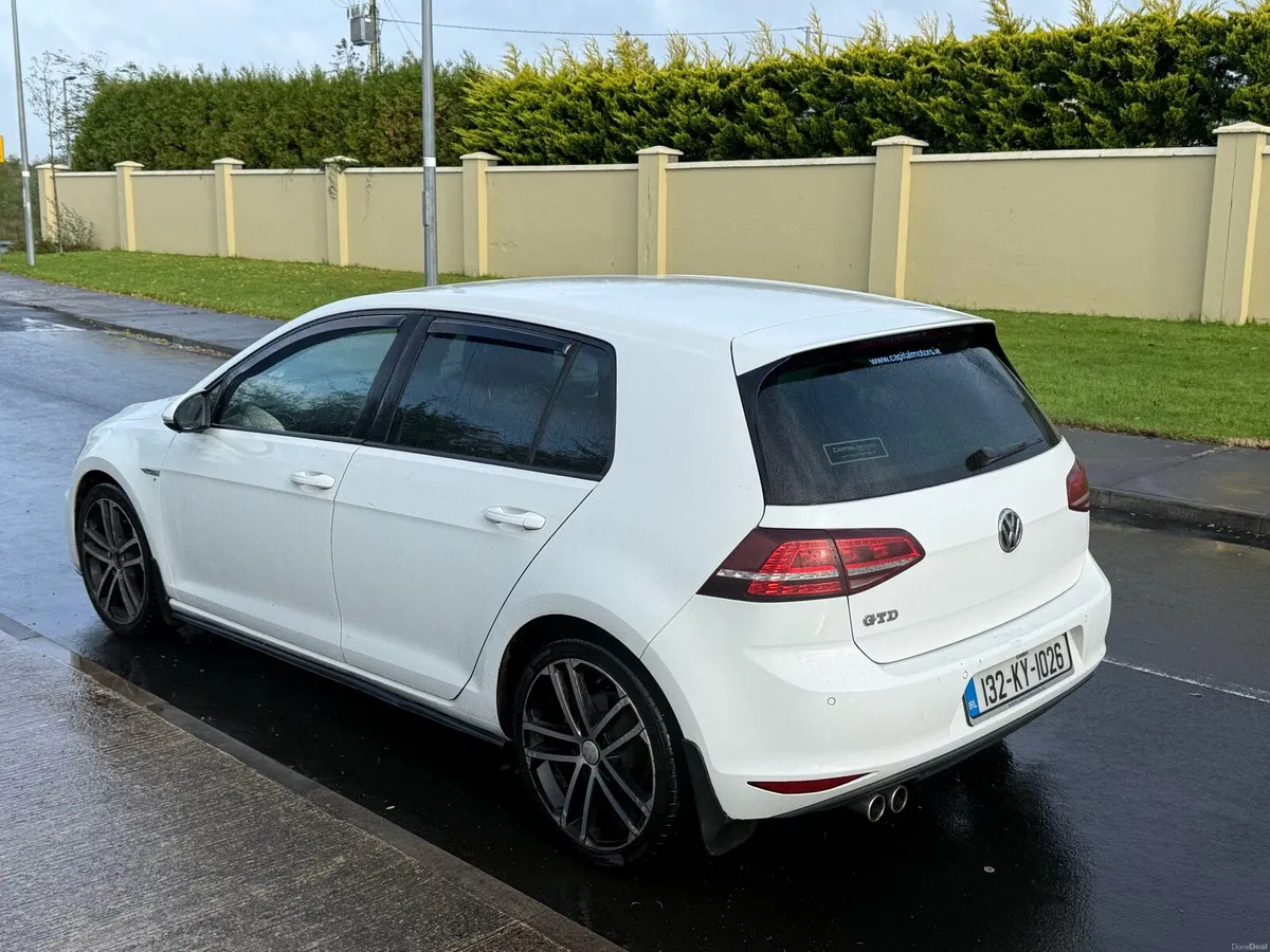 2013 Volkswagen Golf GTD - Image 5